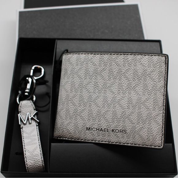 Michael kors Men’s Wallet Brand New with a Key Chain - Picture 2 of 7